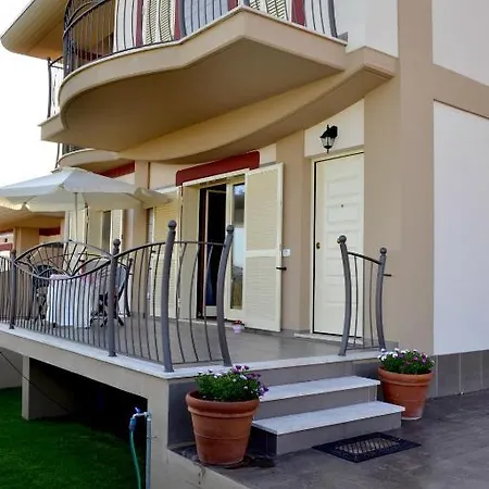 Alice Bed & Breakfast Anzio