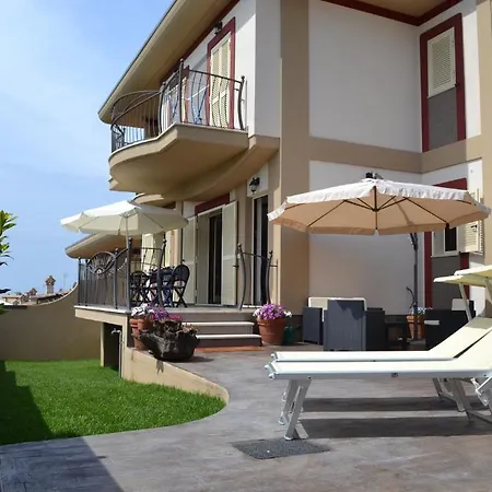 Alice Bed & Breakfast Anzio